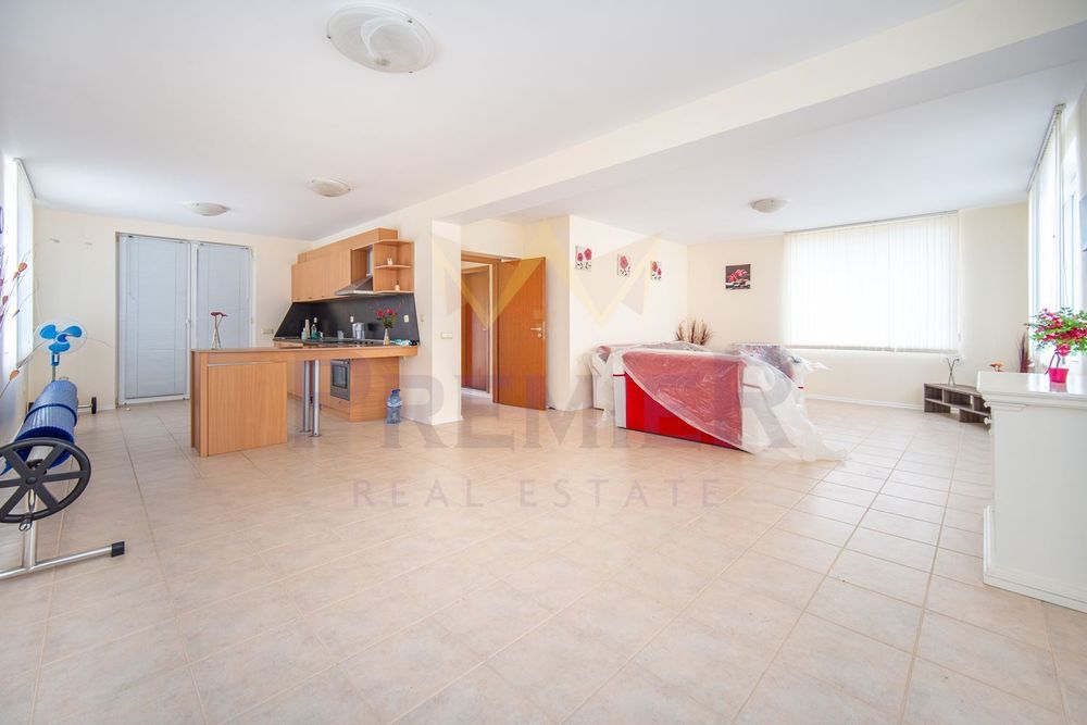 Къща в Добрич, област-с.Славеево площ 156 цена 164500