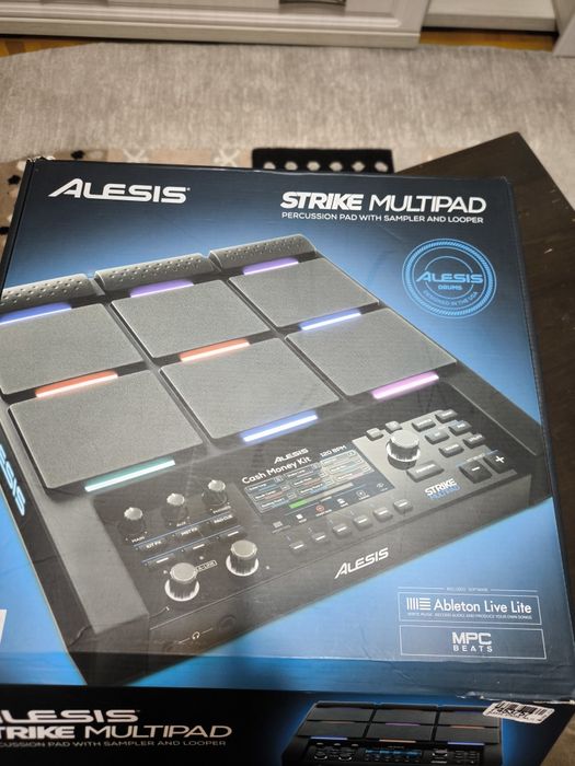 Alesis Strike Multipad + Pedală Millenium