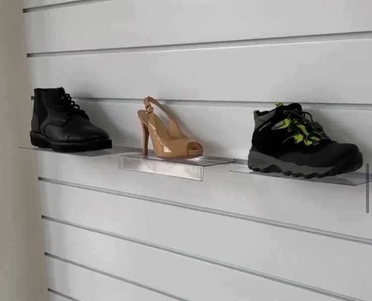 Подставки под обувь на эконом панель