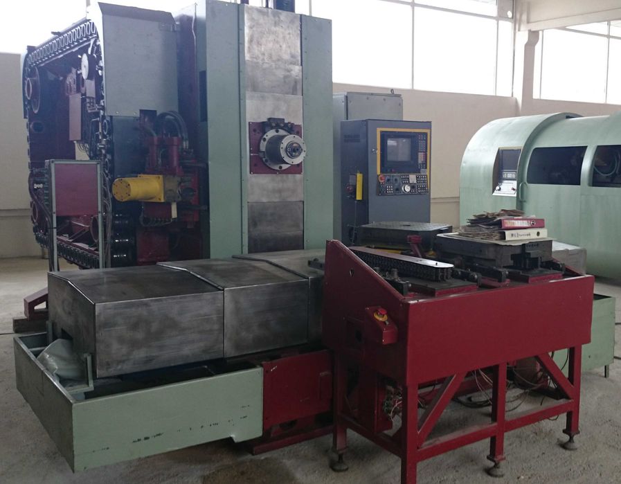 Машинен център IS 500 CNC