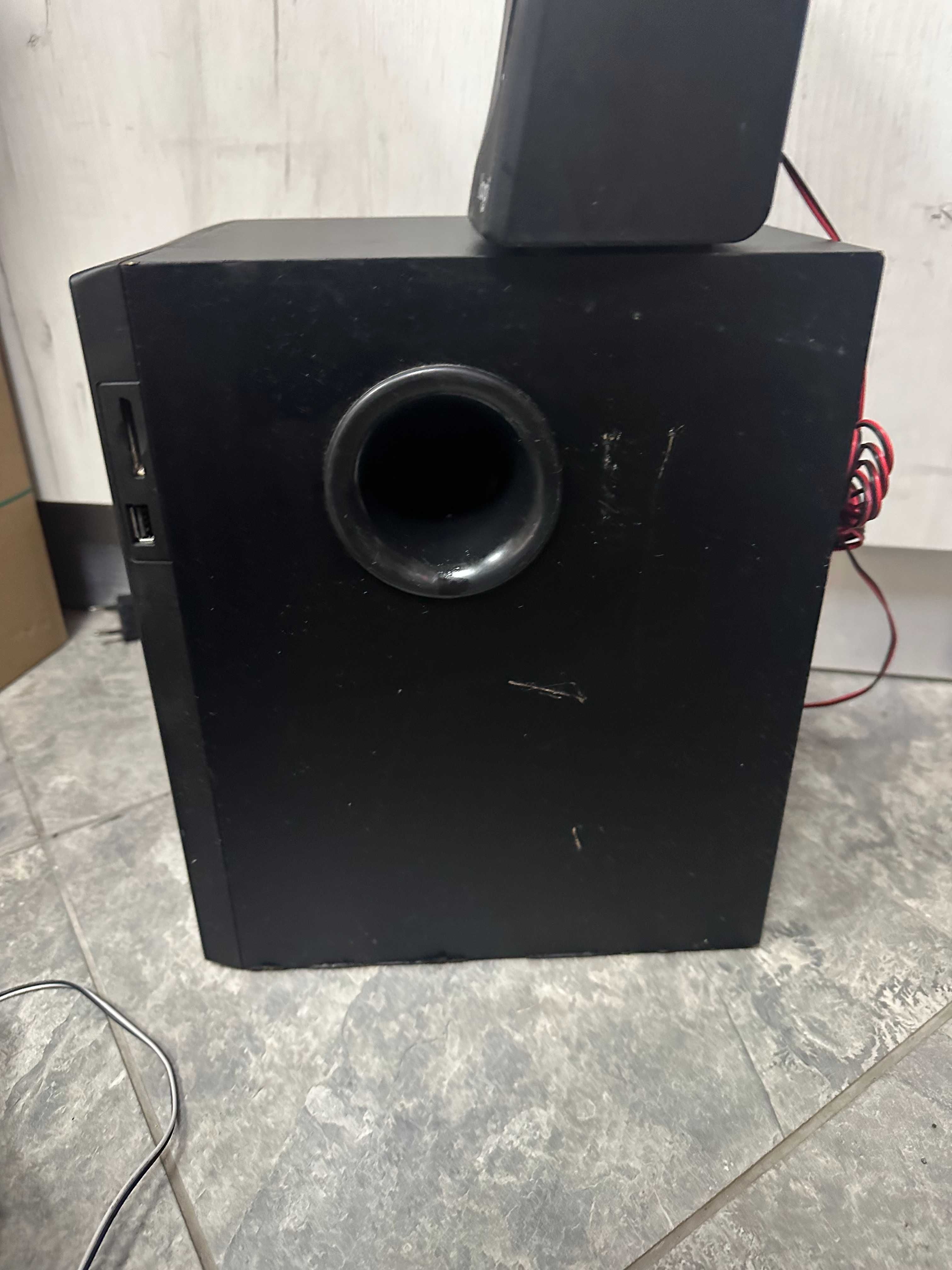 Тонколони , буфер Logitech Z607 5.1, Bluetooth 4.1 за компютър