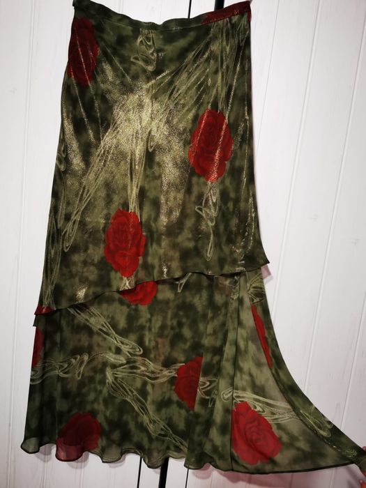 Costum dama (fusta,sacou si maieu)