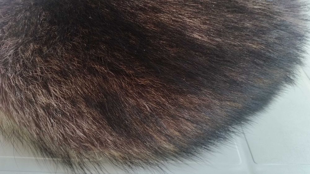 Caciula eleganta, deosebita de blana