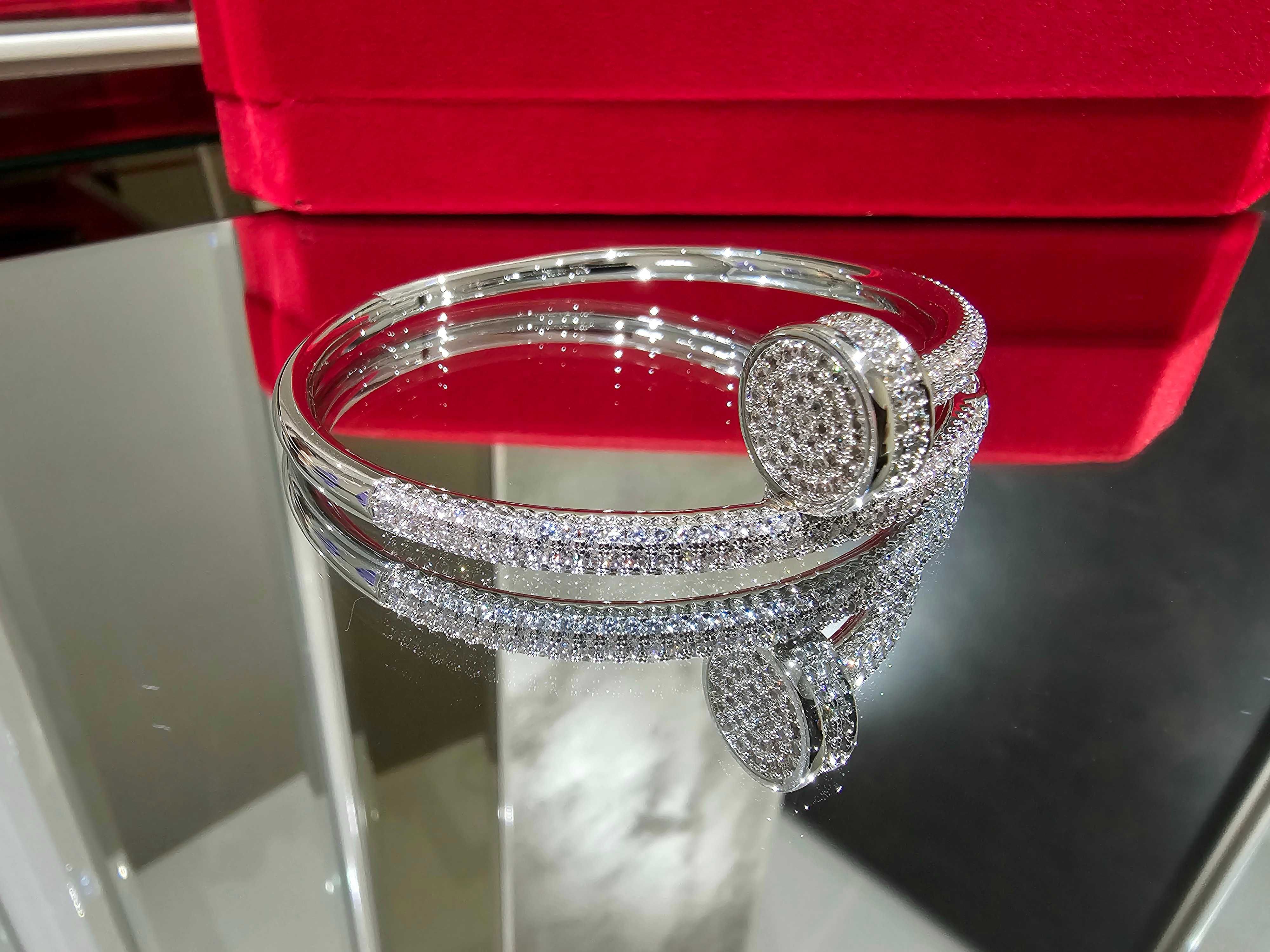 CARTIER Nail Juste un Clou Silver Large Paved Diamonds Гривна Пирон
