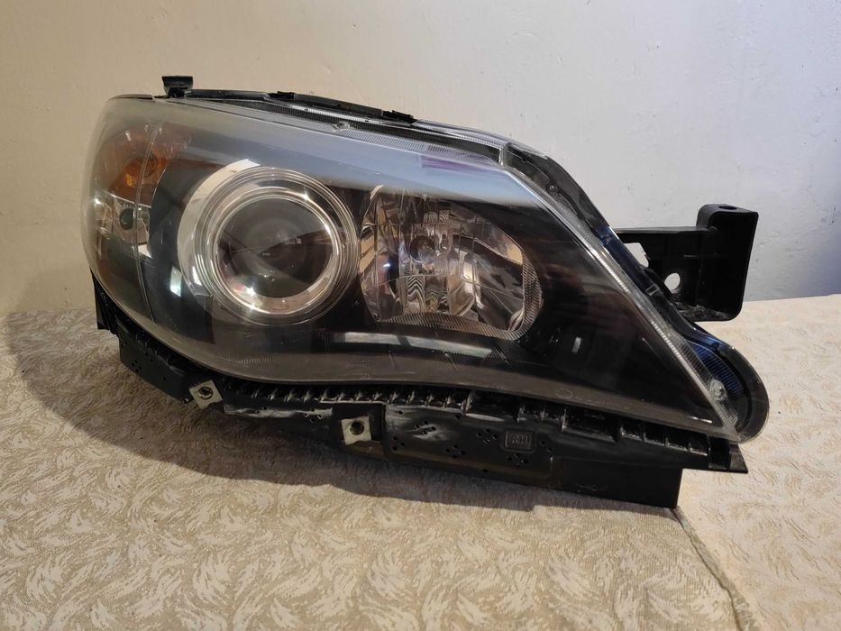 Фар Subaru Impreza D2S Xenon десен / Фар Субару Импреза Оригинален