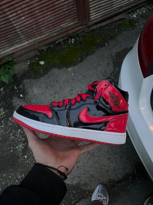 Vand adidasi nike , jordan , addidas