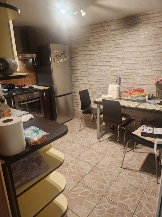 Inchiriez apartament in Bucurestii Noi cu 2 camere si curte