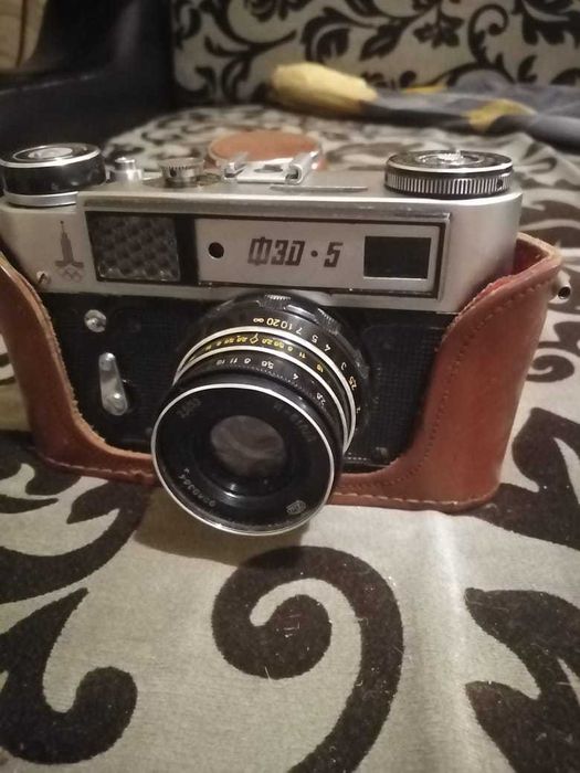 Плёночный фотоаппарат "ФЭД 5", ретро СССР, с олимпийской символикой