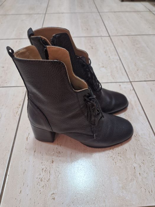 Botine negre din piele naturala