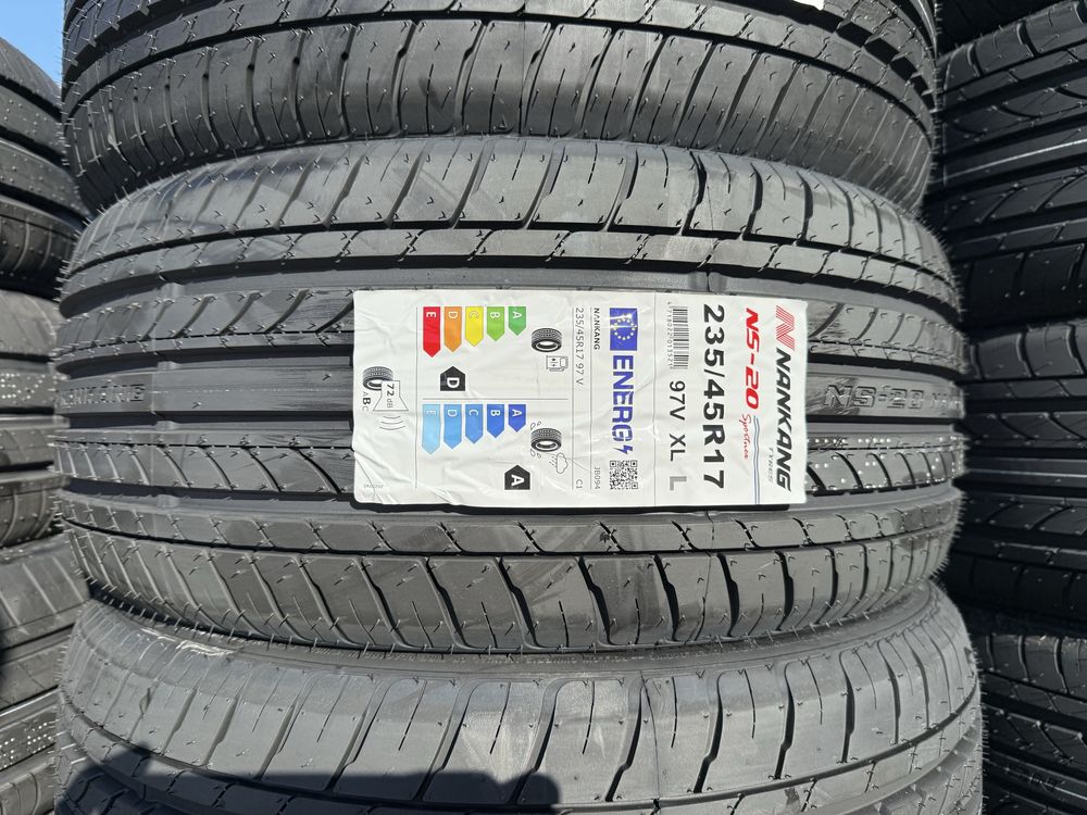 Anvelope Noi 235/45/17 NanKang