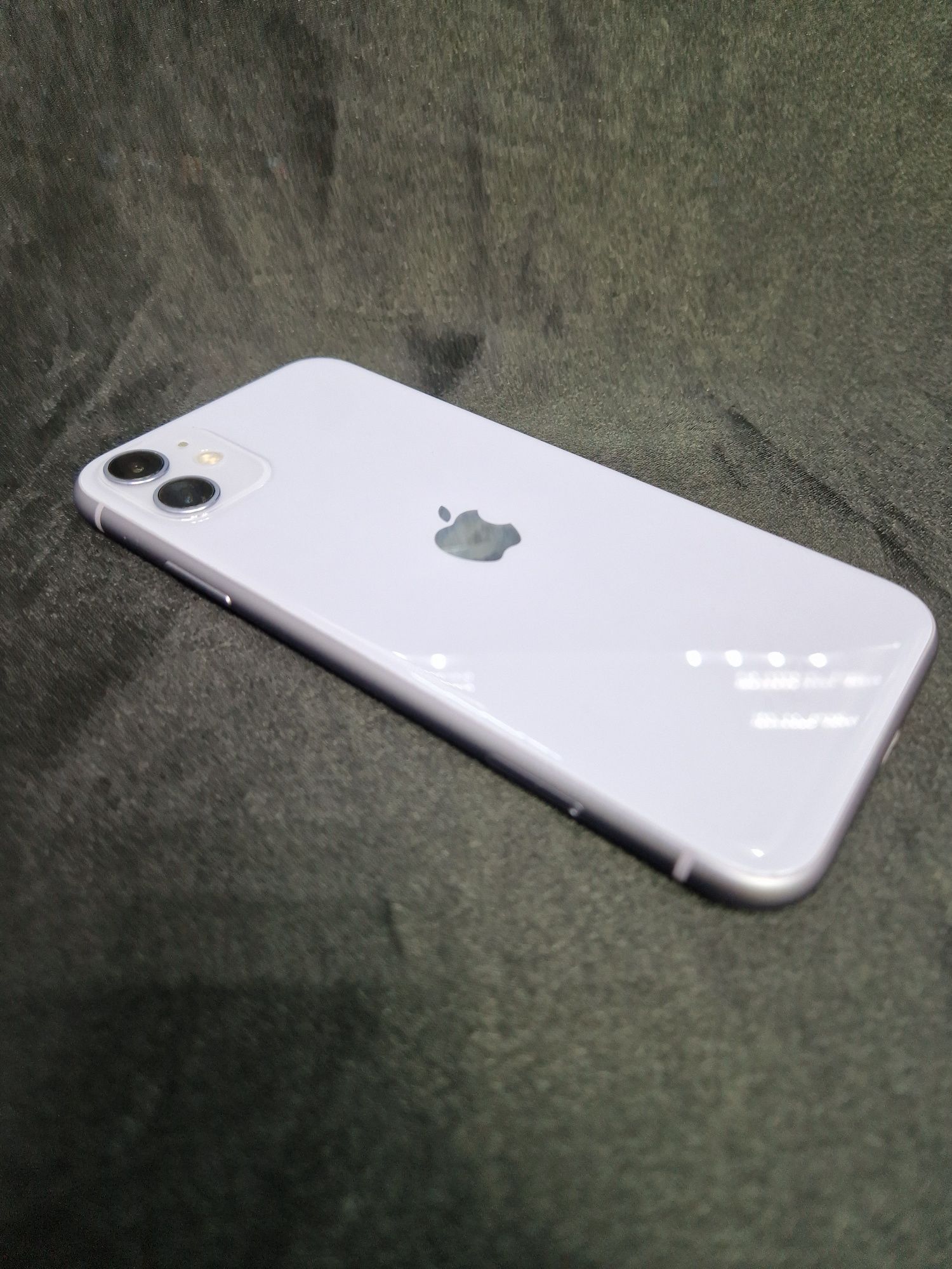 Iphone 11, 64 Гб ( г Семей)252876