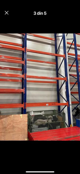 Stoc de rafturi industriale