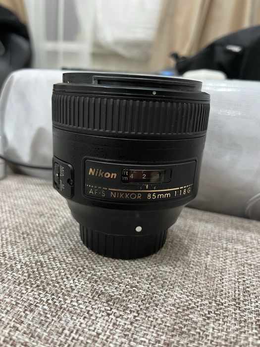 Nikon 85 мм nikkor 85mm 1.8