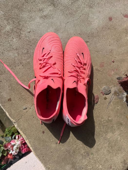 Професионални бутонки Nike phantom
