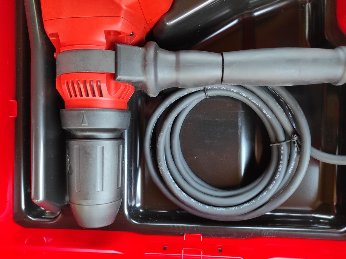 Hilti rotopercutor Te 70 nou