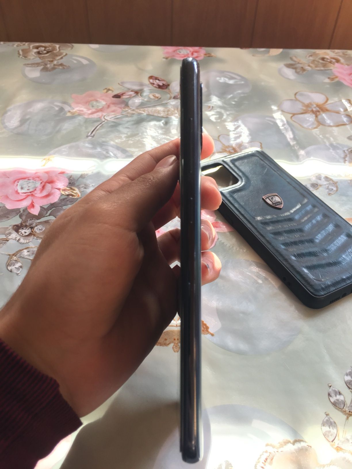 Samsung A51 сотилади