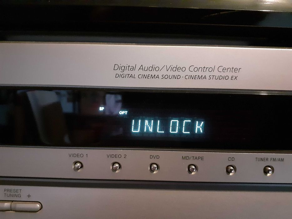 Amplituner 5.1 Sony STR-DE495 cu Telecomandă 5x80W