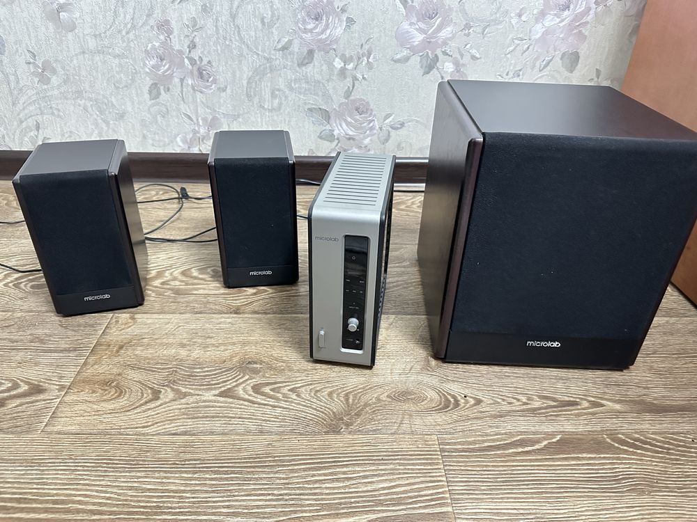 Колонки Micrlolab