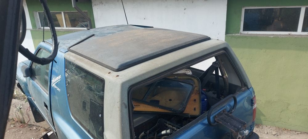 Opel frontera 2.0i    1994