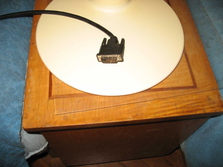 HP LaserJet 6P (нова глава) + монитор LG Flatron L206WU – 40 лв