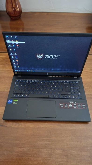 Laptop Gaming Acer Nitro V15 cu procesor Intel® Core™ i9-13900H