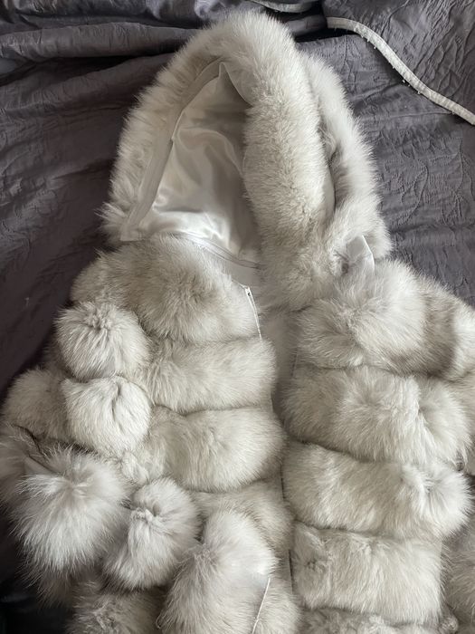 Палто/Яке естествен косъм с качулка