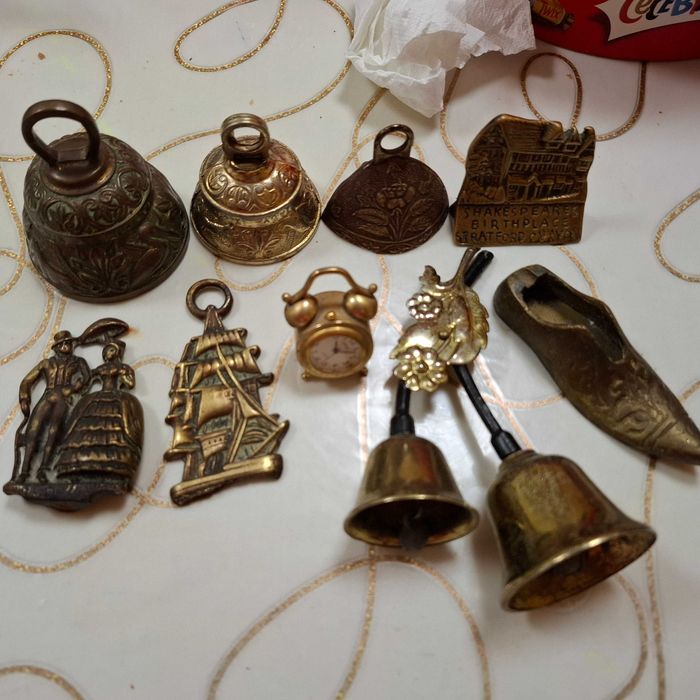 Медни званчета за декорациа и битов кьт