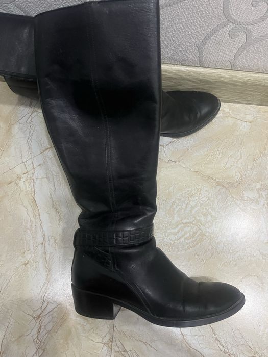 Продам демисезонные сапоги