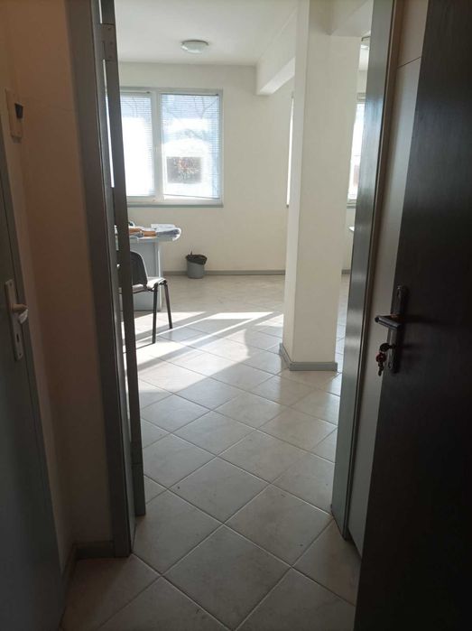 Продава се Офис в Шумен, Център - 48 кв.м за 1413 €/кв.м - Снимка #6