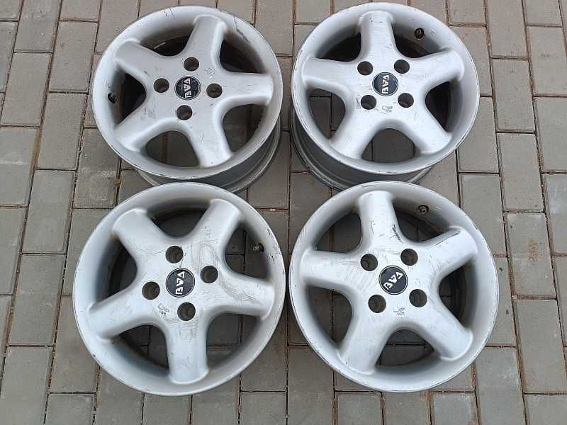 Продам оригинальные легкосплавные диски на Citroen