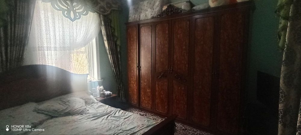 Arzon xovli kibray sentr da 7- sotux 8-xona sotiladi pul zarir