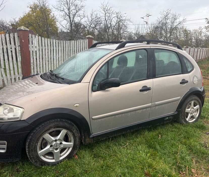 Vând  Citroen C3