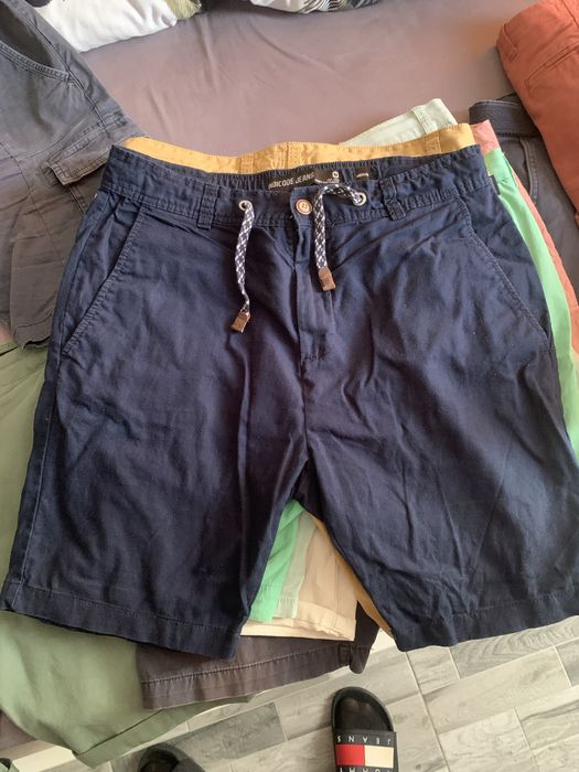 Pantaloni scurti marimea M