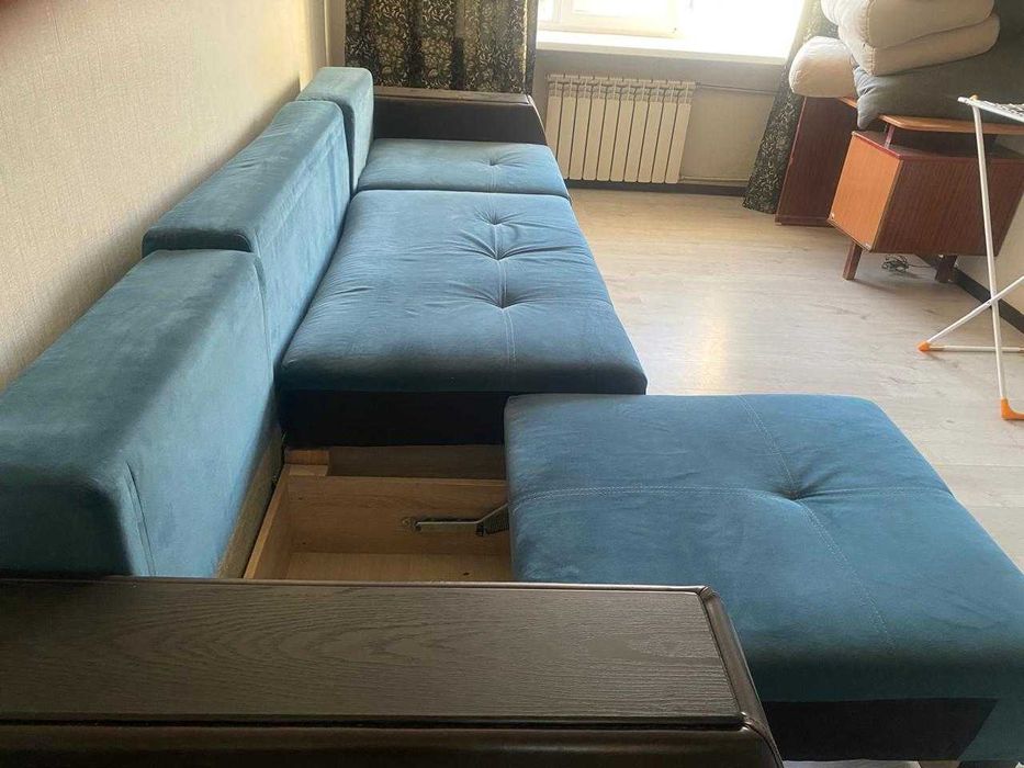Диван-трансформер в хорошем состоянии.