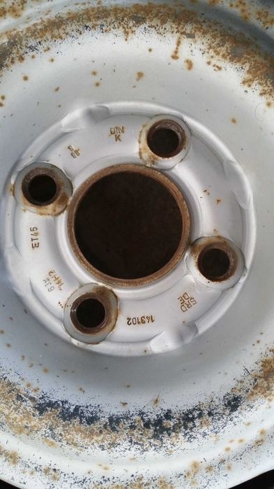 Зимни гуми 14" с джанти Vw