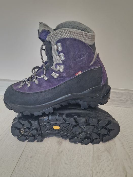 Bocanci iarna Mont-bell  - prindere coltari - 42