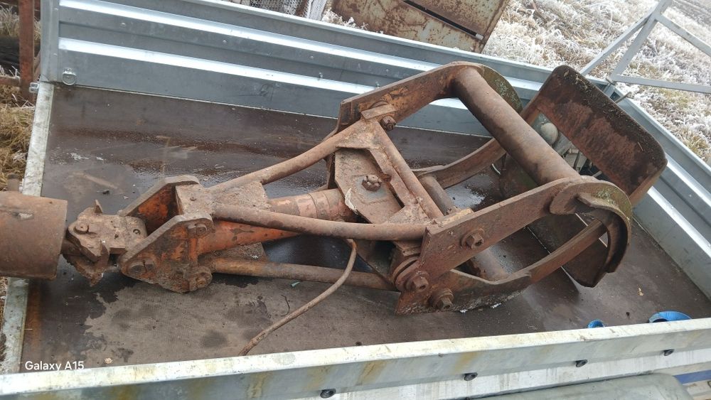 Щипка за дърва 200 лв