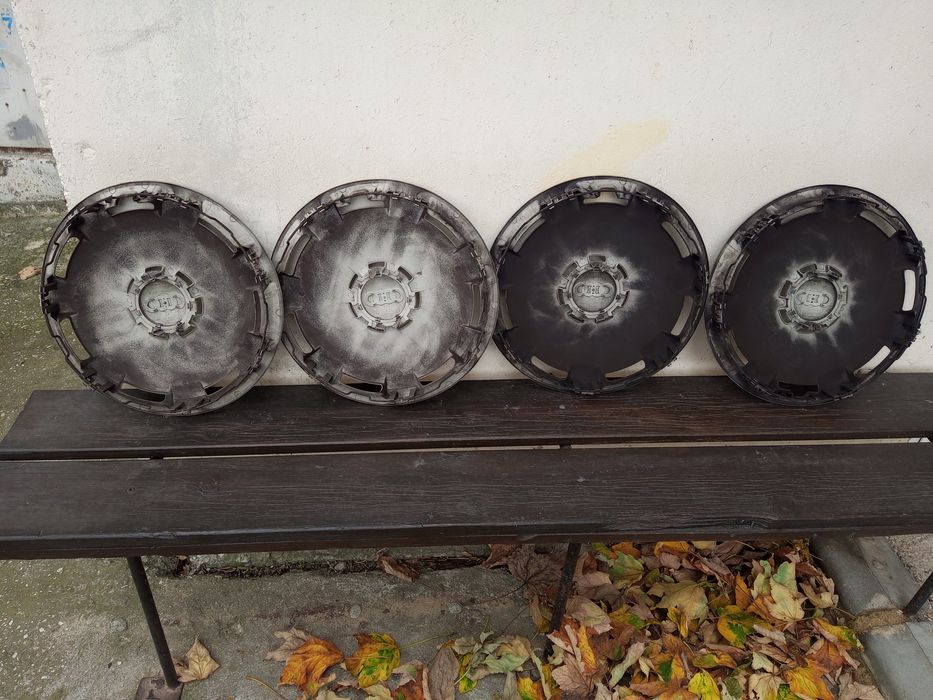 Оригинални тасове за audi 16 цола