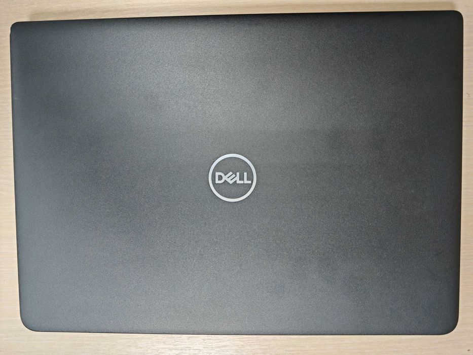Dell Latitude 3400 P11G functionare perfecta fara urme de uzura