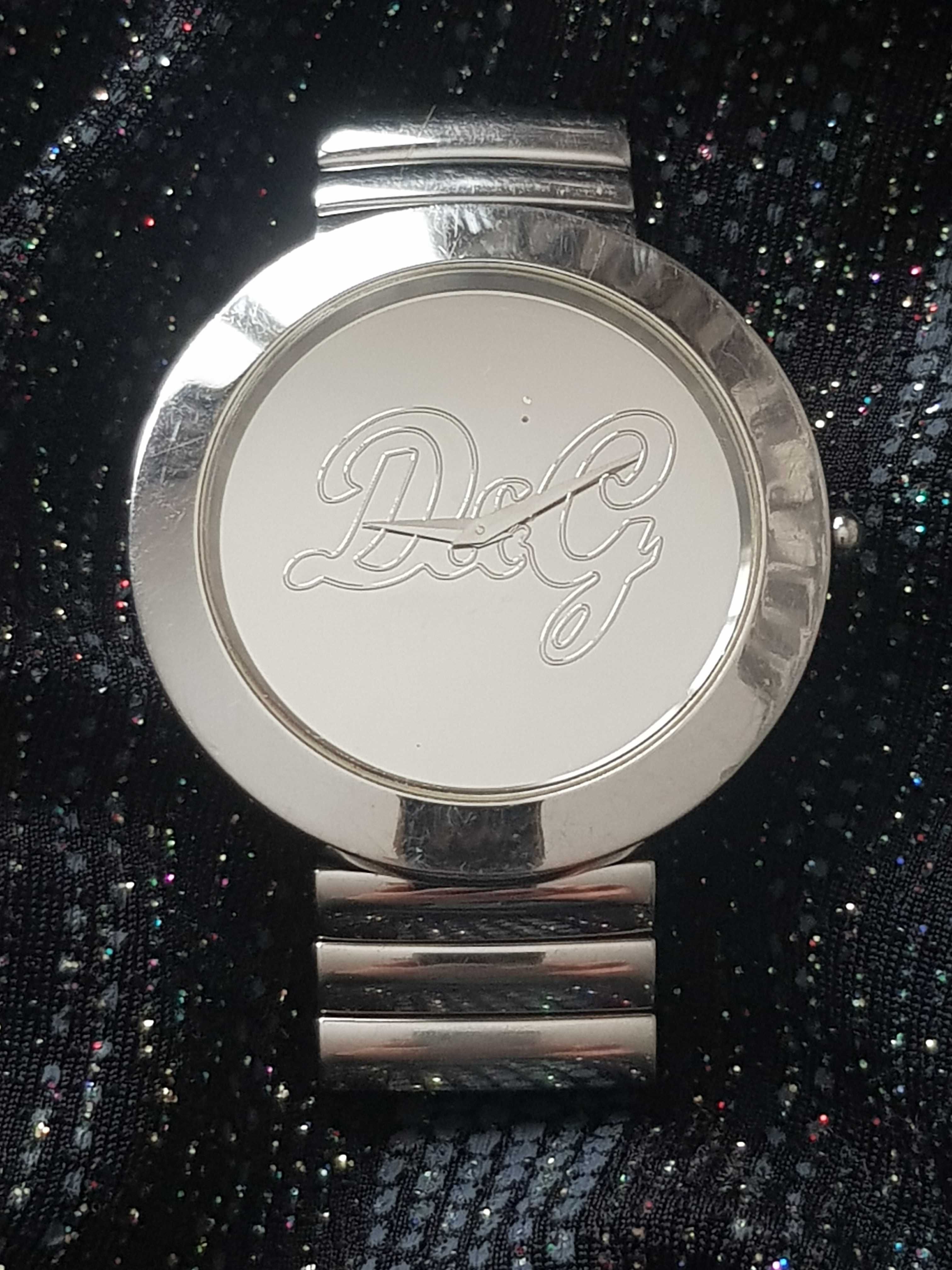 Оригинален ръчен дамски часовник D&G.