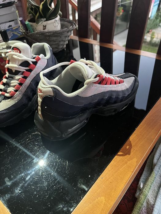 Момчешки маратонки на найк