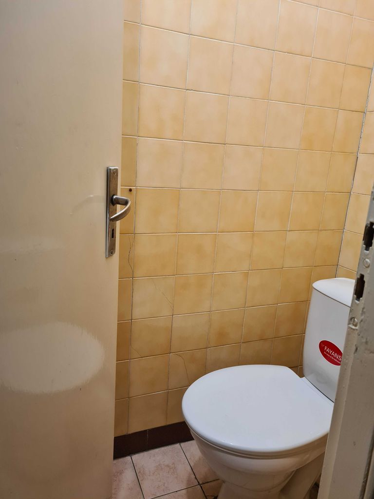 Дава се под наем Двустаен апартамент в Пловдив, Кършияка - 60 кв.м за 250 € - Снимка #5