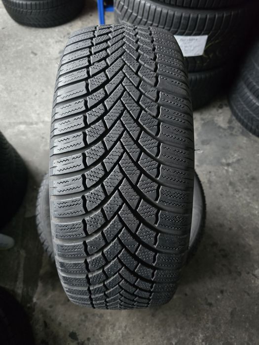 Bridgestone 205/55 R17 95V M+S iarnă