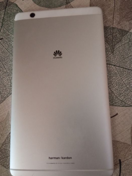 Планшет сотилади