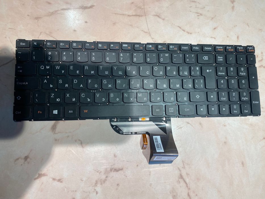Клавиатура Lenovo с подсветка и кирилица