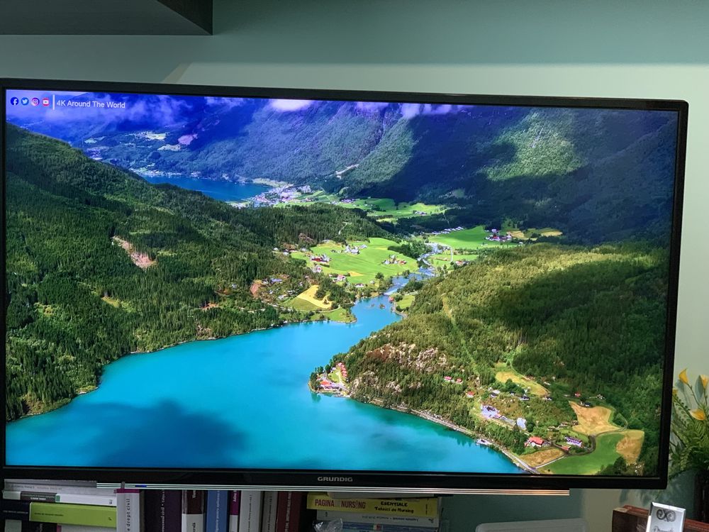 Smart tv 4k Grunding,108cm. Made Germania