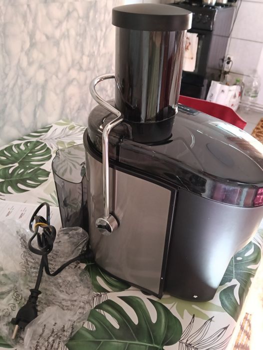 Storcător de fructe și legume Albatros