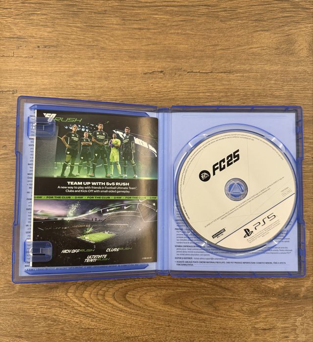 Joc EA Sports FC 25 pentru PlayStation 5 - Pret bun