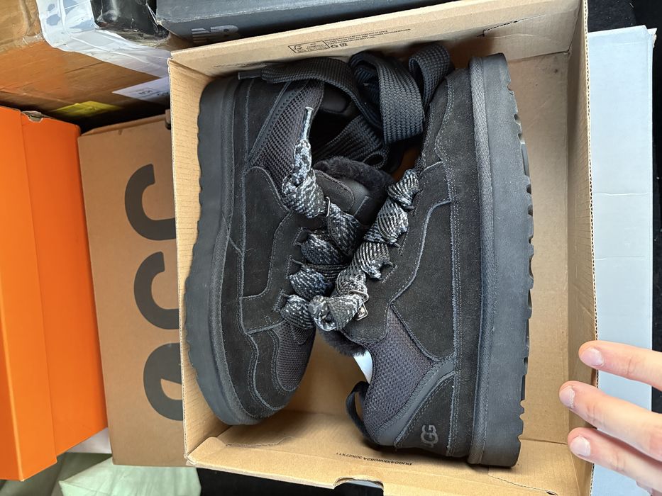 UGG Lowmel marimea 41