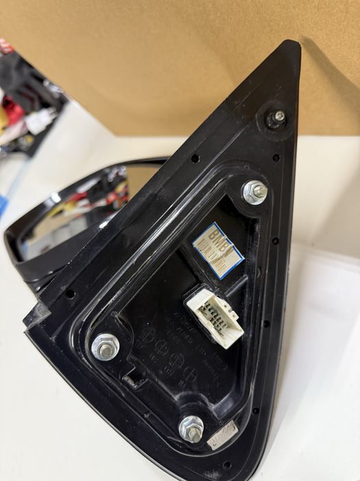 Hyunday santa fe огледало